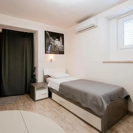 Appartement Ema House Zadar