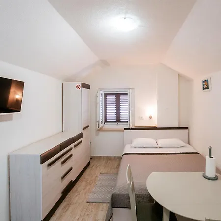 Appartement Ema House Zadar