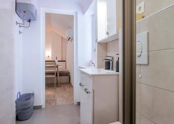 Ema House Appartement *